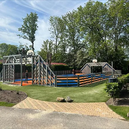 Bad Hoophuizen L-cube 6 Nr Eik 19