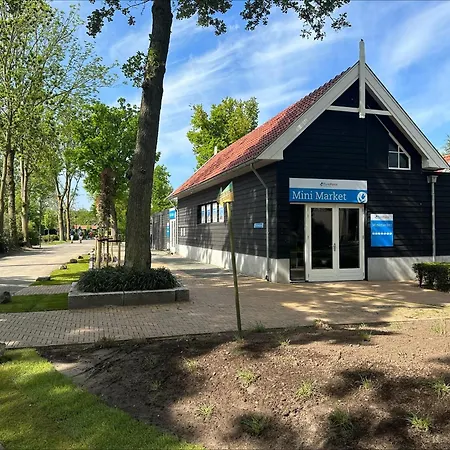 Bad Hoophuizen L-cube 6 Nr Eik 19 Feriehus *